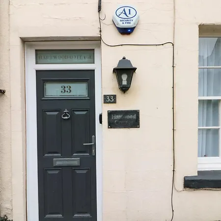 Hartwood * Scarborough